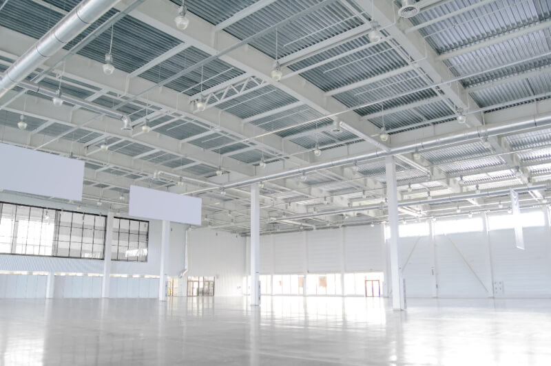 pre-eng interior of large building with metal columns