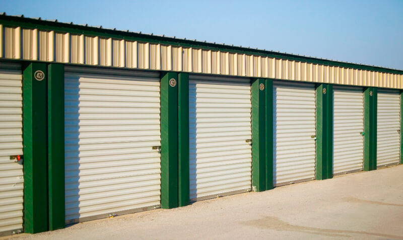 image of Self Storage building with 5 foot roll-up doors